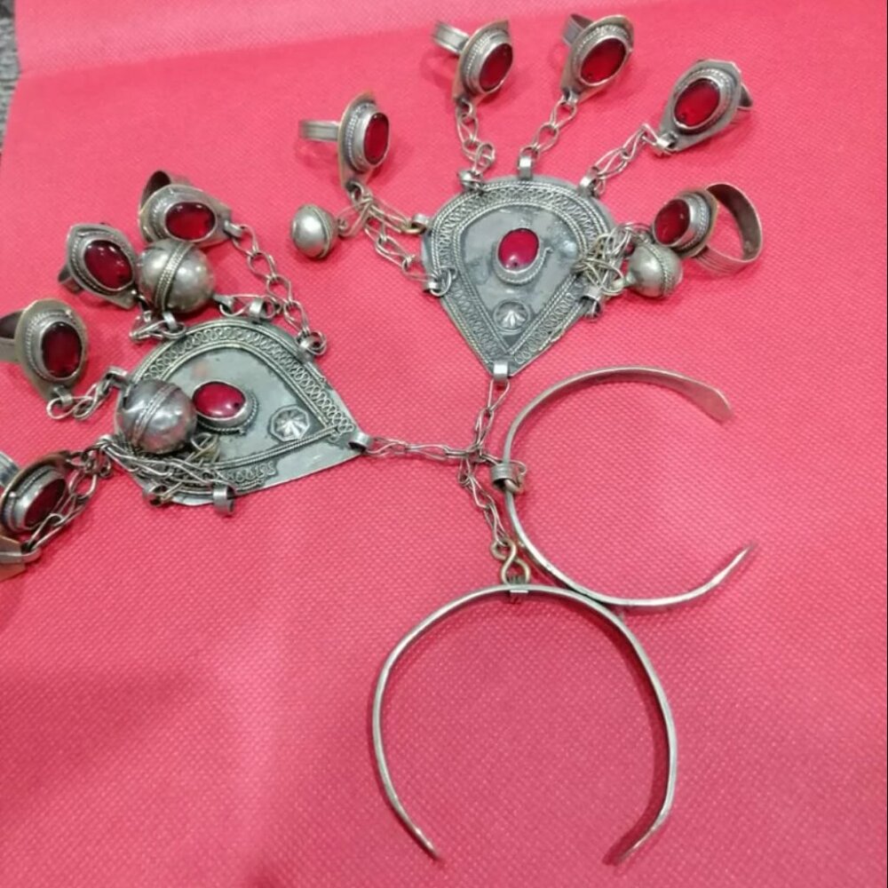 Single Turkmen Ring Bracelet, Handmade Tribal Chain Link, Silver Red Stone